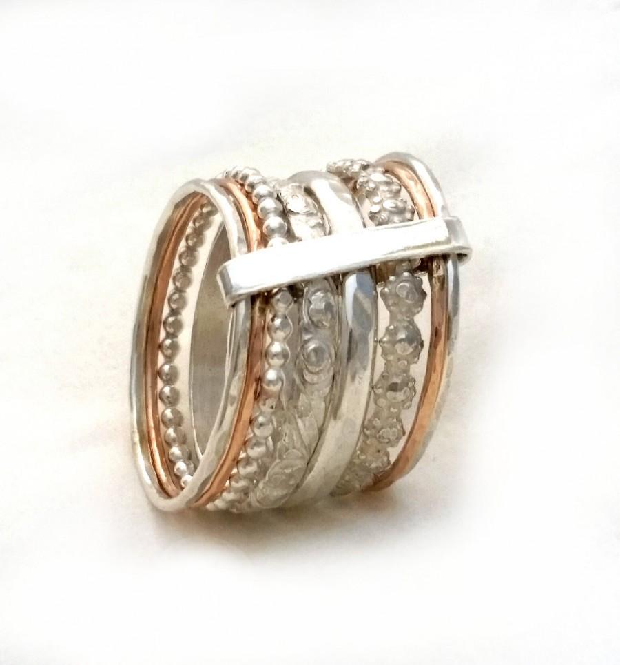 زفاف - Gorgeous women's stacking ring, chic and glamorous, attention-getting, eight stackable gold rings joined together, women's wedding ring