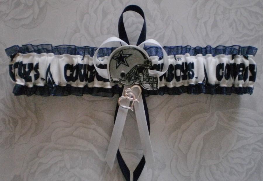 Свадьба - Dallas Cowboys Fabric White And Blue Wedding Garter Toss Prom  Football Double Heart Charms
