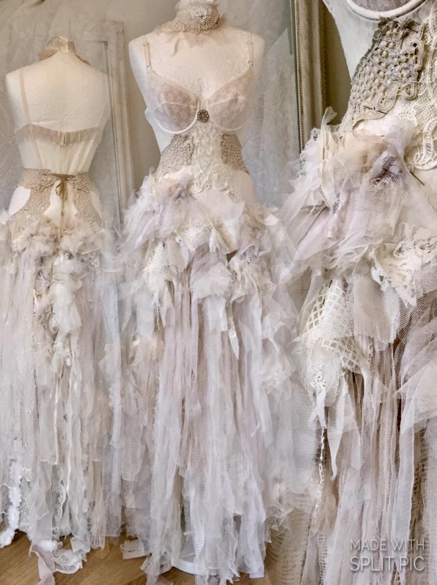 زفاف - Wedding dress with roses ,antique french lace,pearls,beautiful bridal gown,love dress,fairytale dress ,victorian bridal gown,custom make,pea