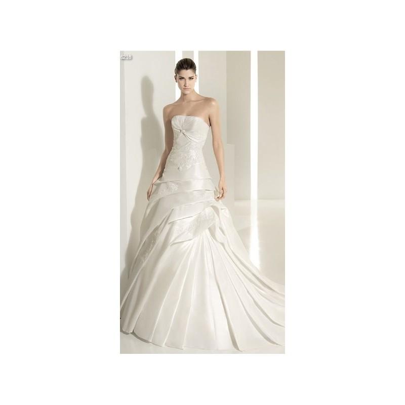 Wedding - 6218 (White One) - toutrobes.fr