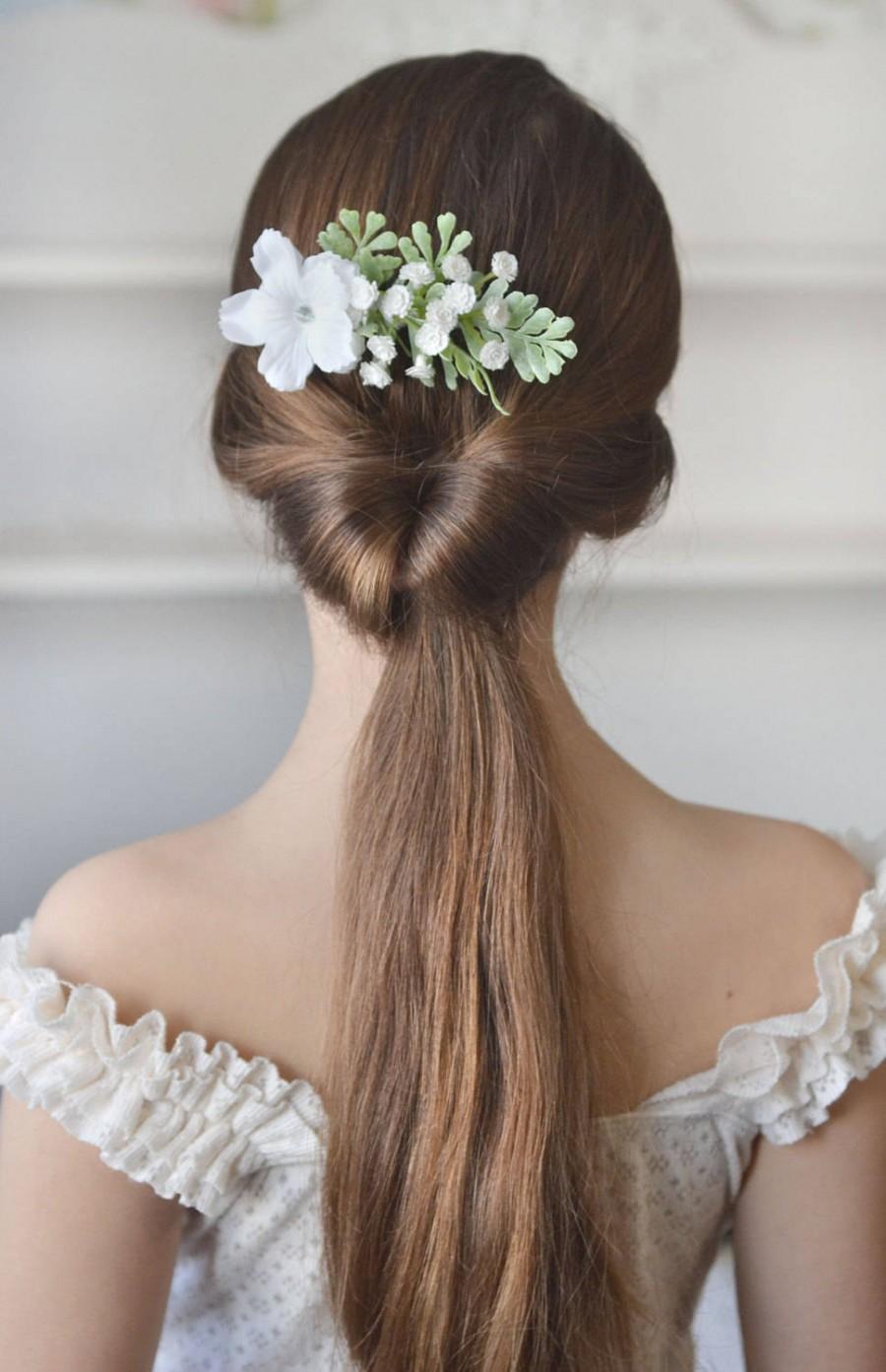 Свадьба - White bridal comb flowers gypsophila head piece back white piece wedding rustic hair small flowers head fern comb wedding white - $17.00 USD