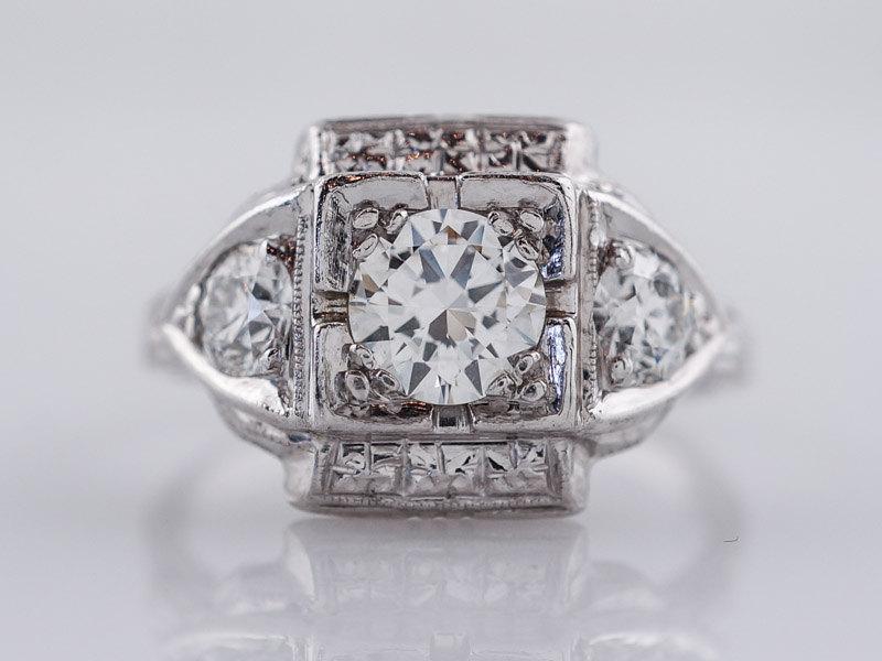 Mariage - Antique Engagement Ring Art Deco .48ct Transitional Cut Diamond in Platinum