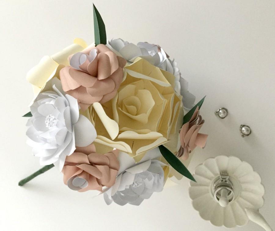 زفاف - Ivory Wedding Bouquet, Paper flower blooms, Mini tea roses paper bouquet, Alternative wedding flowers