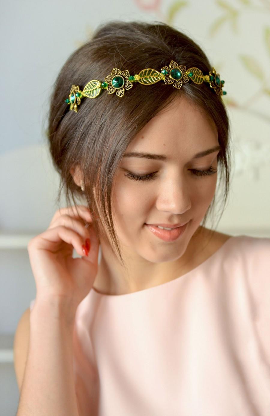 Hochzeit - Emerald crystal flower crown Wedding green tiara Hair jewelry Emerald Festive hair accessory Bridal green gold crown leaves head piece - $75.00 USD