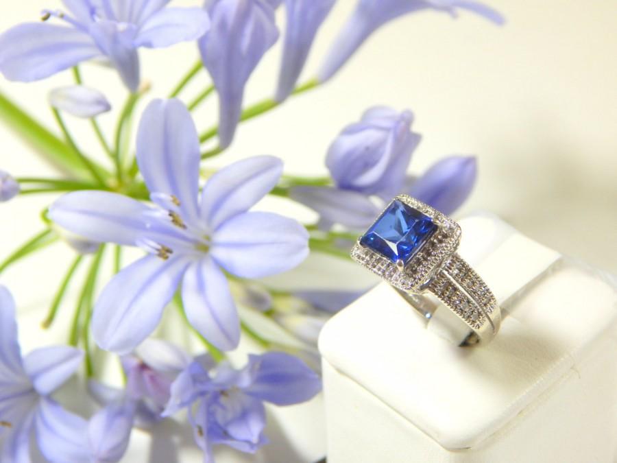 Hochzeit - Princess Cut Blue Kate Middleton Engagement Ring