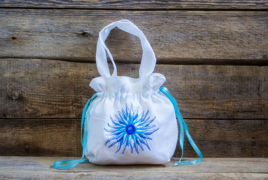 زفاف - Linen Girl Handbag, Embroidered Wedding Sachet, Small Handmade Blue Flower Bag, White, Rustic Party Bag