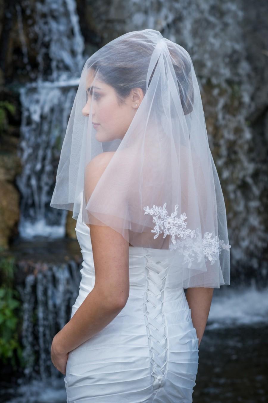 Wedding - Two Tier Veil with Lace Applique Edge