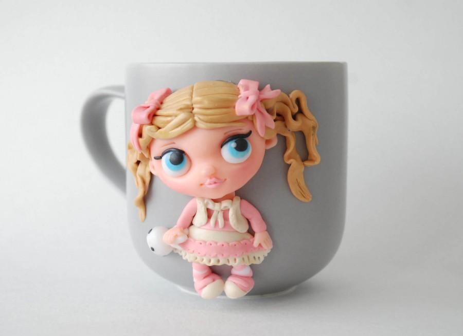 Свадьба - Blythe Mug Decorated Mug  Doll in the style of Blythe Polymer Clay Ceramic Cup Personalized Gift Gift for Sister Gift for Daughter
