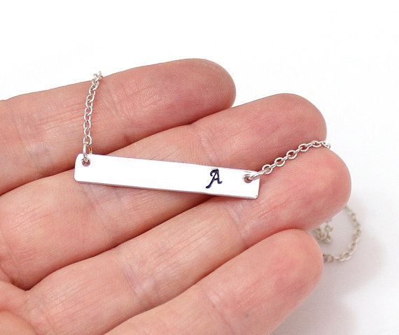 Mariage - Personalized Sterling Silver Bar Necklace, Pendant Necklace, Statement, Personalized Necklace Jewelry, Mom and Children, Family, Sister