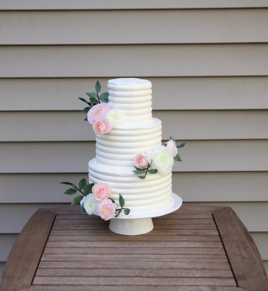 Wedding - Edible Wafer Paper Rose Kit; DIY Wedding Cake Decoration; Keepsake; Floral Dessert Toppers