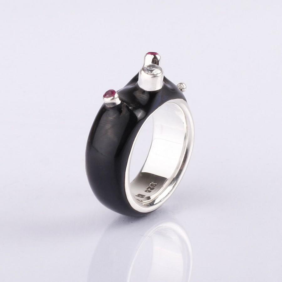 Hochzeit - Unique ring - sterling silver, ruby, zircon. Wedding Rings. Unisex Ring. Unusual wedding ring. Rubies inlay