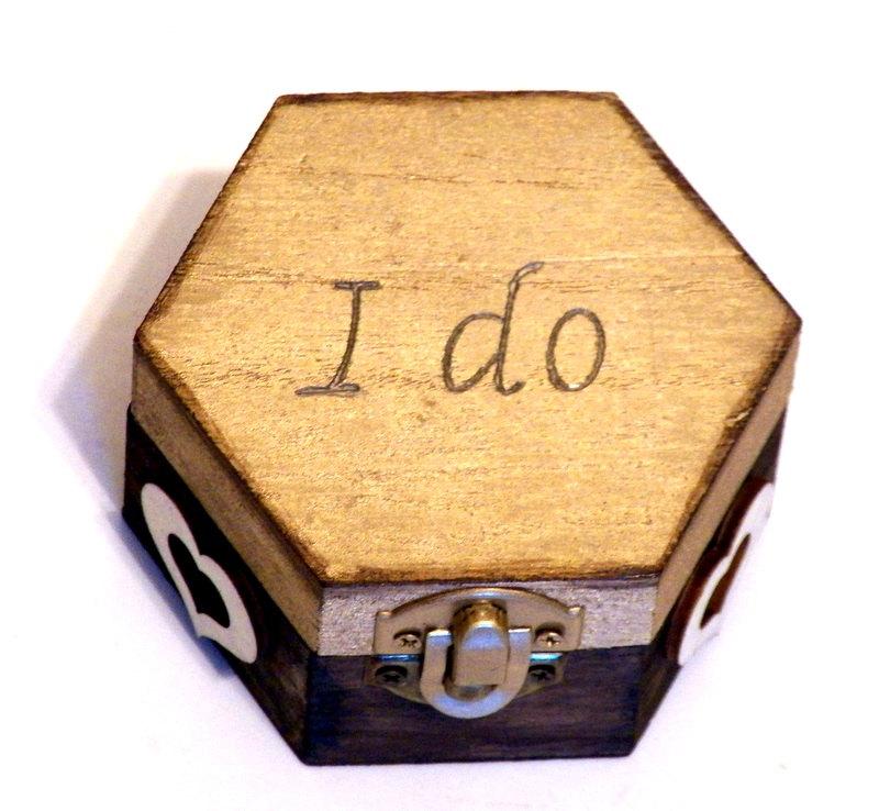 زفاف - Wedding Ring Box, Wood Ring Box, Proposal Ring Box, Valentines Ring Box, Wedding Gift Box, Ring Bearer, Wedding Ring Holder, Ring Bearer Box - $19.00 EUR