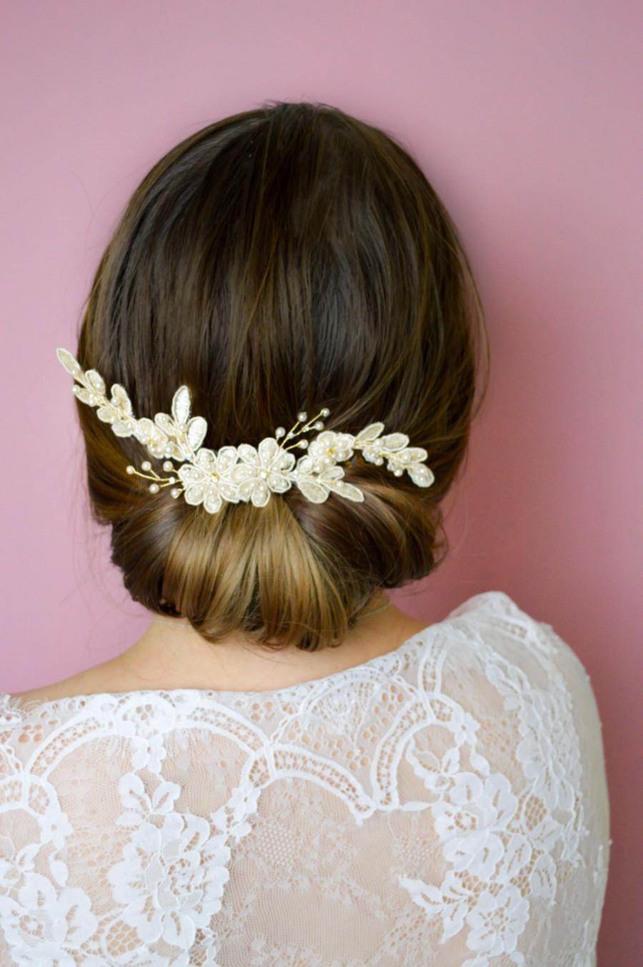 Wedding - Ivory Lace Hair Comb - Wedding Comb -  Bridal Hair Accessories - Lace Headpiece - Vintage Style Hair Comb -