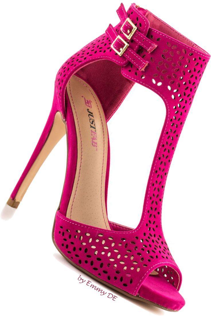 Mariage - If The Shoe Fits..Buy It In Every Color!