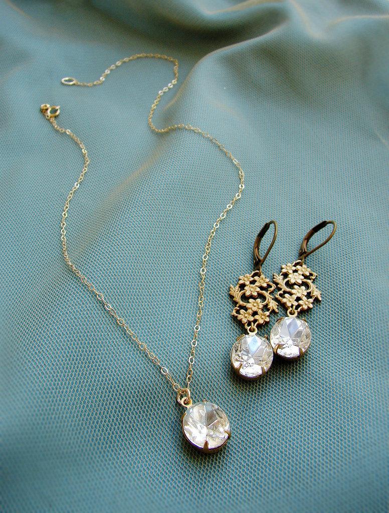 Hochzeit - Bridesmaid jewelry set, Vintage oval rhinestone bridesmaid matching earrings bridesmaid necklace, Bridesmaid gift