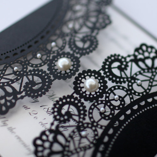 Wedding - 100 x Vintage Style Lasercut Black Lace Doily Invitation