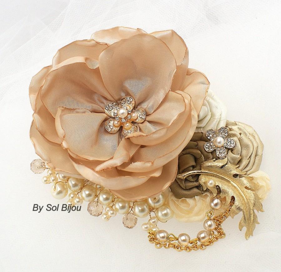 Mariage - Gold Hair Clip, Tan, Beige, Champagne, Ivory, Fascinator, Wedding Clip, Vintage Wedding, Gatsby, Maid of Honor, Brooch, Pearls, Crystals