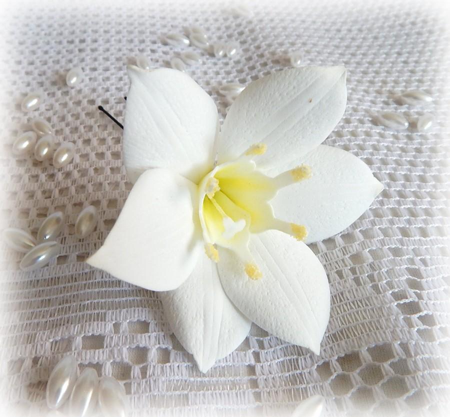 زفاف - Bridal floral hair pin, Wedding hairpin, Exotic white flowers, White hair picks, Real touch flower, Boho exotic flowers, Beach wedding - $9.00 USD