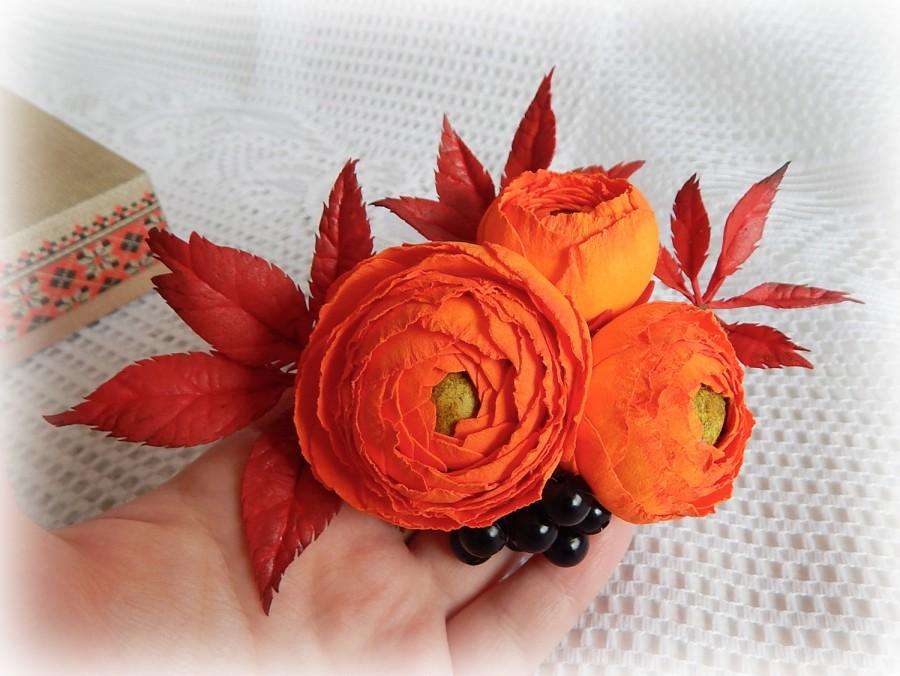 Hochzeit - Fall hair clip, Autumn hairclip, Orange wedding, Bridal hair clips, Wedding barrette, Bridal hair comb, Ranunculus, Orange red flowers - $35.00 USD