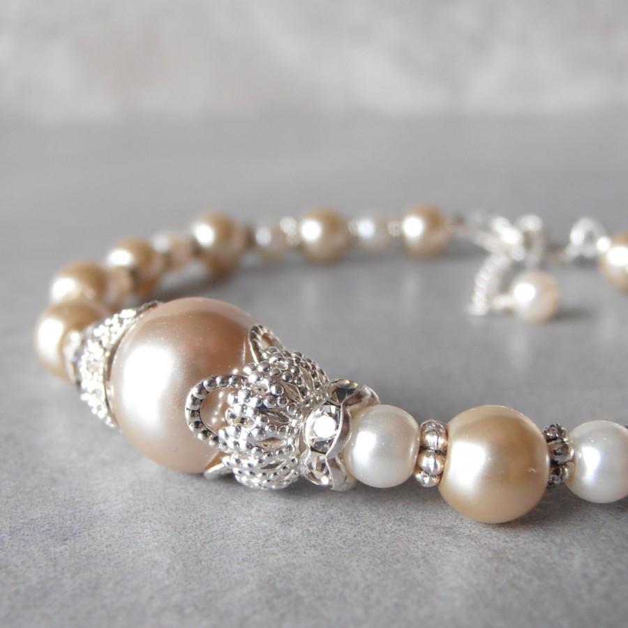 Mariage - Pearl Bracelet Bridal Jewelry Pearl Wedding Bracelet Beige Bridal Bracelet Beaded Bridesmaid Jewelry Maid of Honor Gift Silver Adjustable