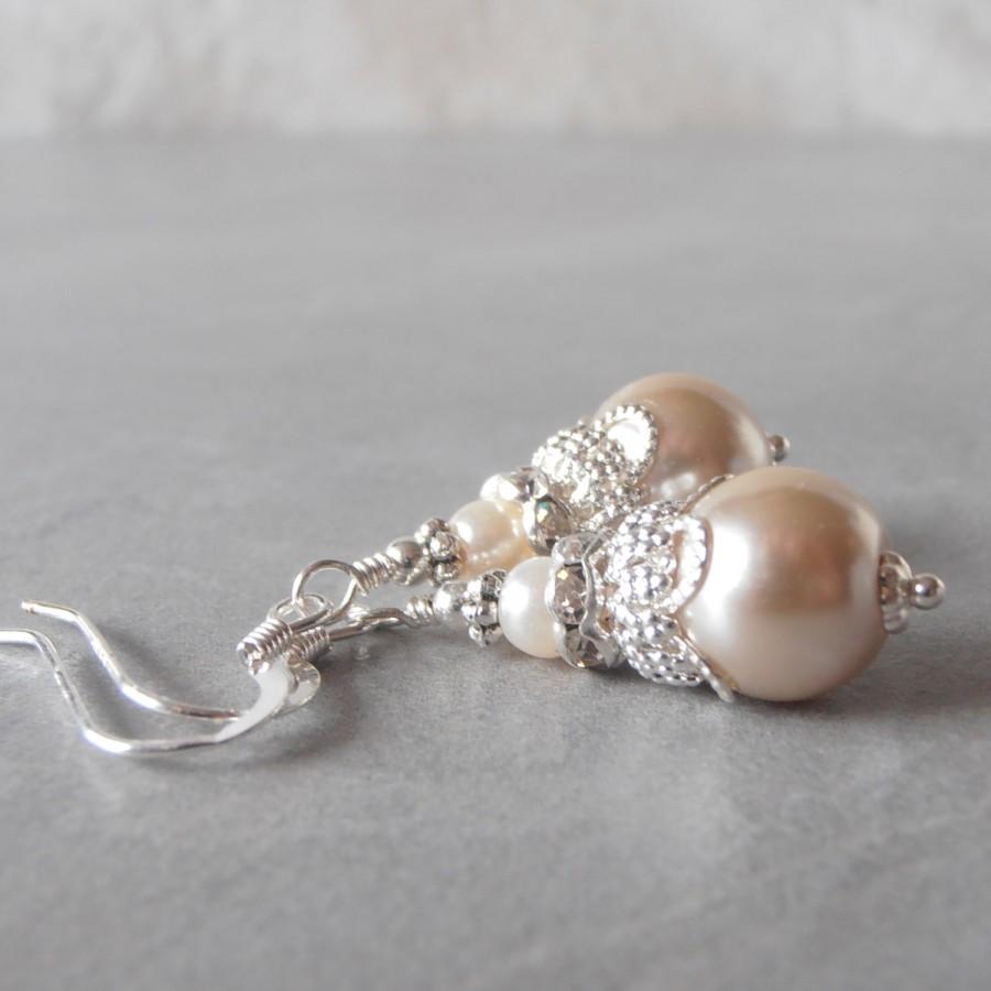 Mariage - Bridesmaid Jewelry Beige Pearl Earrings Bead Dangles Silver Filigree Sterling Silver Ear Wires Beige and Ivory Bridesmaid Earings, Handmade