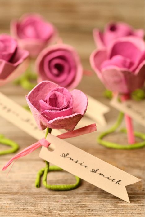 Hochzeit - Paper Roses: DIY Escort Cards