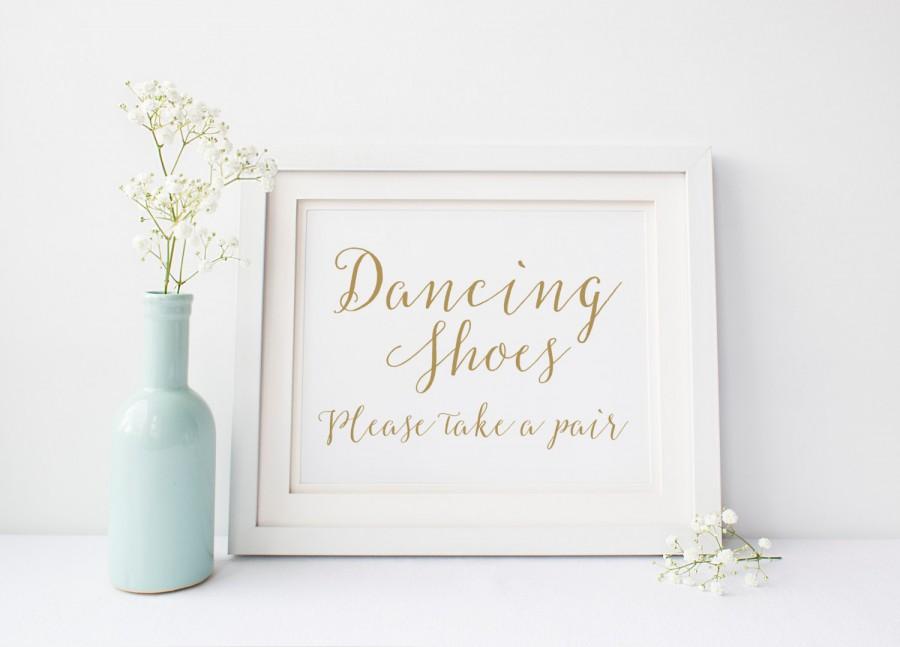 Mariage - INSTANT DOWNLOAD - Dancing Shoes Sign 5x7" or 8x10" DIY Wedding Signage Printable... Gold