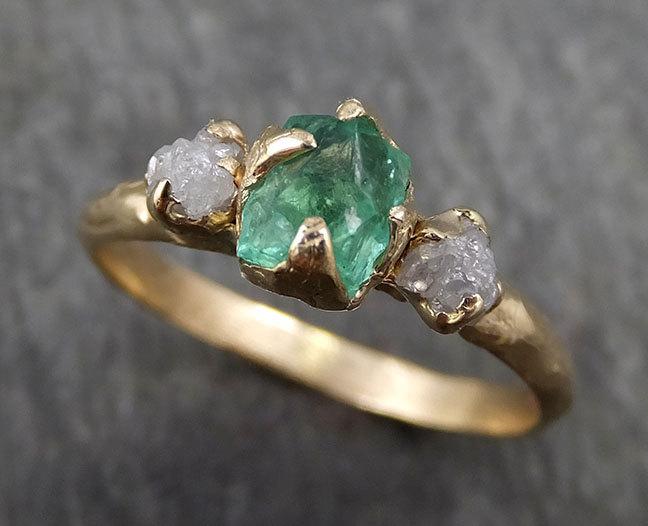 زفاف - Three raw Stone Diamond Emerald Engagement Ring 14k Gold Wedding Ring Uncut Birthstone Stacking Ring Rough Diamond Ring byAngeline 0415