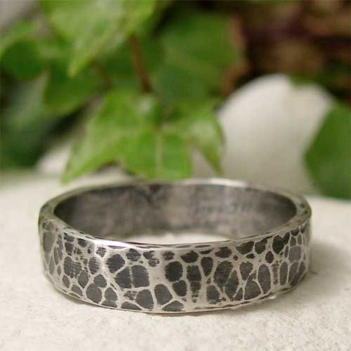 زفاف - Hand Hammered Silver Ring, Oxidized Silver Ring Band, Hand Forged Blackened Silver, Mens Ring, Womens Ring, Rustic Hammered Silver Jewelry