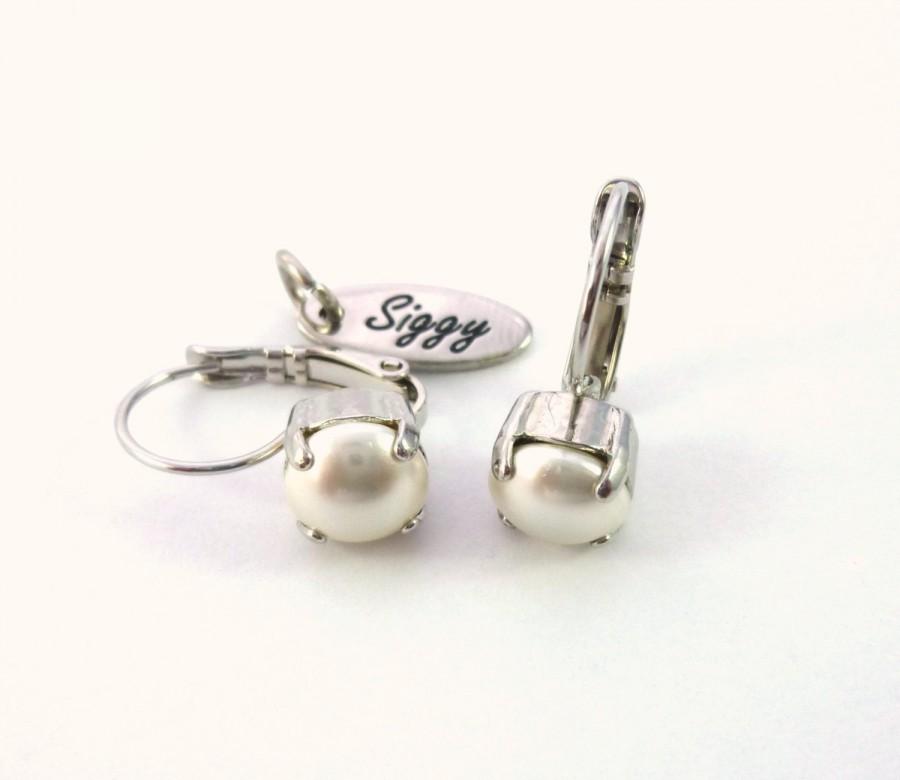 زفاف - Swarovski Crystal Pearl earrings, Creamy White Pearls, Wedding Bridal Earrings, 8mm Drop Lever Backs, SELECT-A-FINISH, FREE Shipping