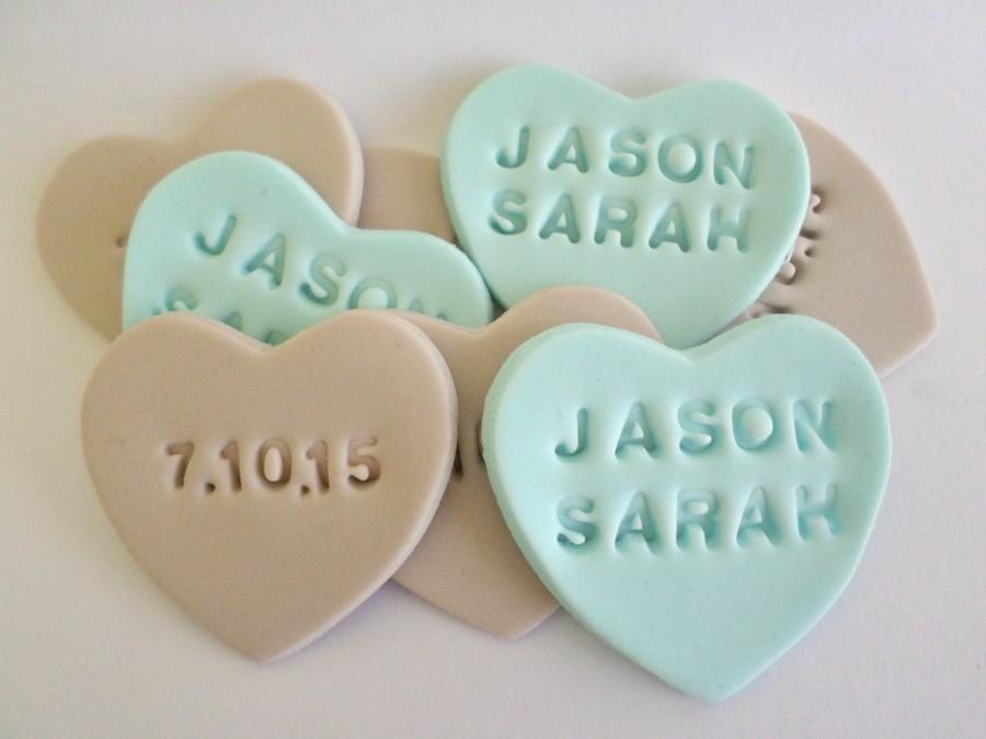 Свадьба - 24 Wedding Favor Candy Heart Personalised Edible Cake Toppers Sugar Fondant Cupcake Save the Date Engagement Party Decor Anniversary Gift