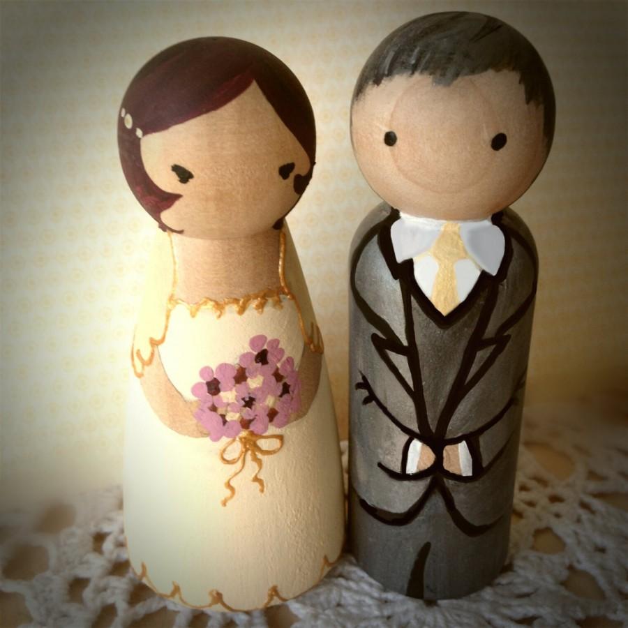 Свадьба - Deposit - Custom Personalized Wedding Couple Cake Topper Wooden Hand Painted Couple