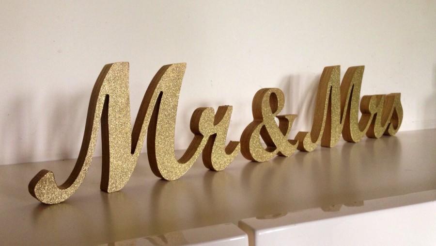 Hochzeit - Gold glitter MR MRS wedding sign  for sweetheart table,engagement, prop photo, sweetheart table ,Table sign, wooden letters, centerpice