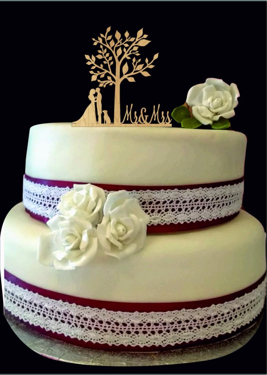 Wedding - Bride and Groom Wedding Cake Topper with dog - Mr and Mrs Wedding Cake Topper - Unique Wedding Cake Topper - Rustic Wedding Cake Topper