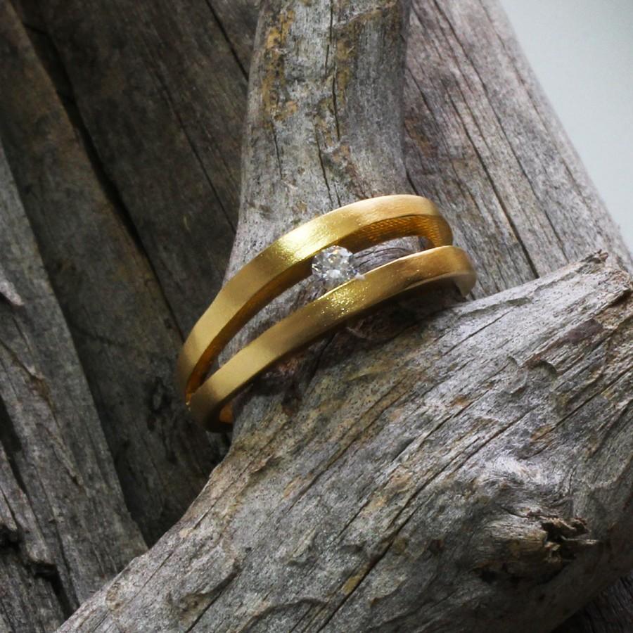 Hochzeit - Diamond Engagement ring ,modern diamond ring,Gold engagement ring,gold promise ring,unique promise ring,minimal engagement ring