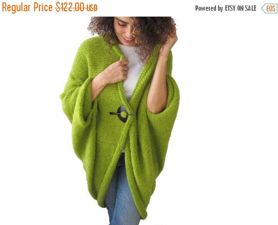Hochzeit - 50% CLEARENCE May Green Plus Size Oversize Overcoat Poncho Pelerine Cardigan
