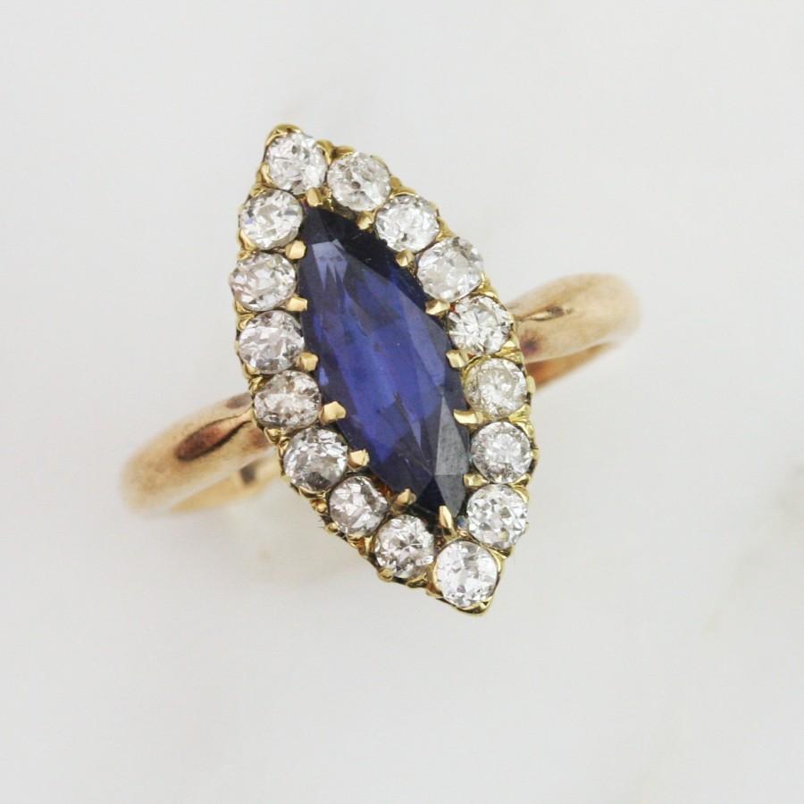 Mariage - Victorian French 2.2 Carat Sapphire and Diamond Halo Engagement Ring in 14k Rose Gold
