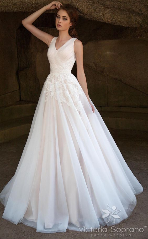 Свадьба - Victoria Soprano Wedding Dress Inspiration