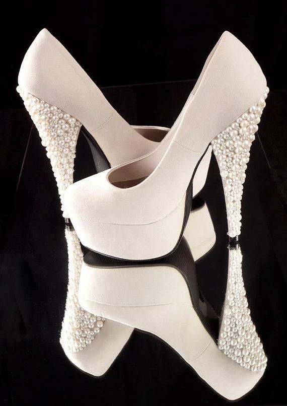 Mariage - Custom Pearl Bridal Wedding Heels