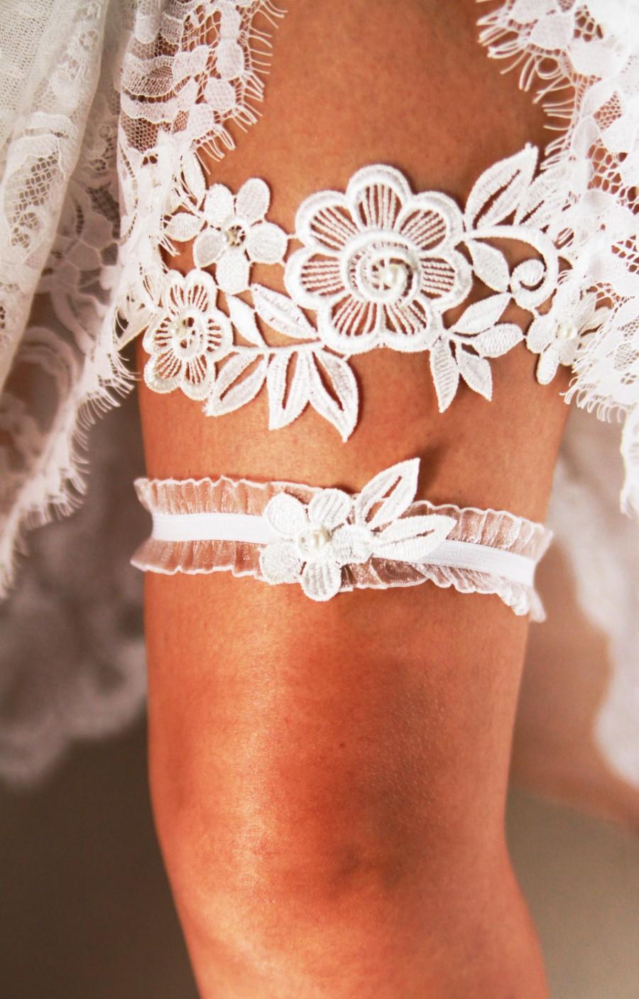 Hochzeit - Bridal Garter Wedding Garter Set - Keepsake Garter Toss Garter Included - Ivory Garter Beaded Flower Lace Garter Garters - Vintage Inspired
