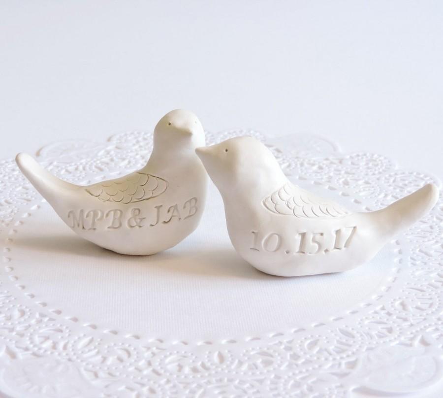 Wedding - Personalized Wedding Cake Topper with Initials & Date - Lovebird Cake Topper - Personalised Two Turtle Doves - Love Bird Unique Wedding Gift