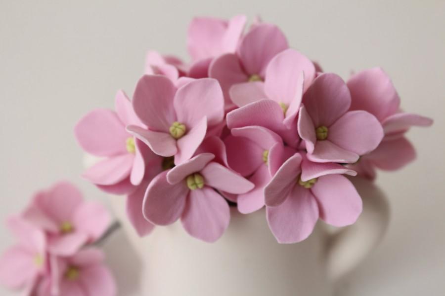 Свадьба - Hair bobby pin polymer clay flowers. Set of 5. Pink hydrangea - 5 with 3 flowers