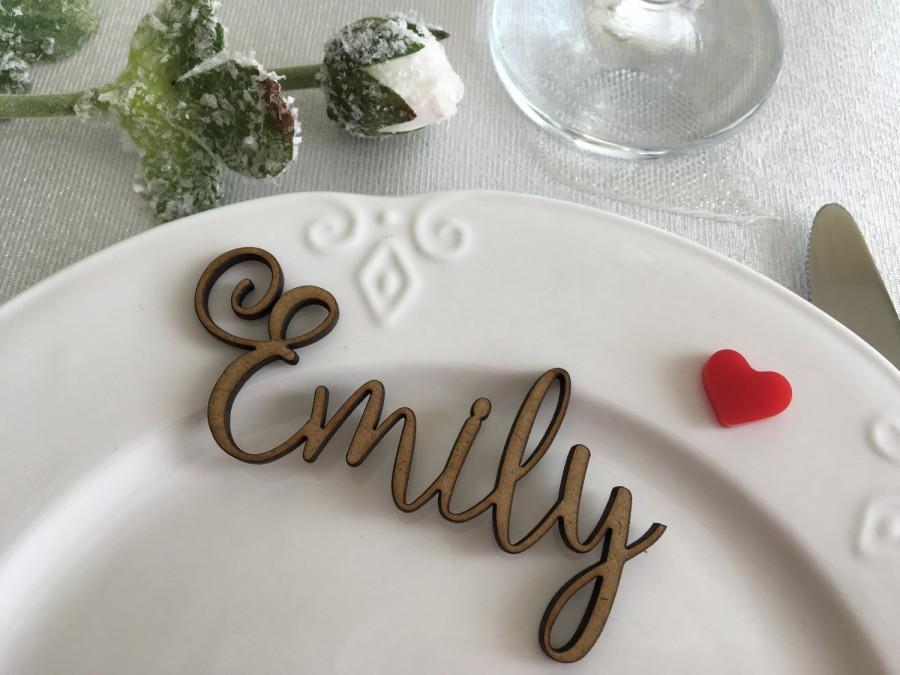Mariage - Wooden laser cut names, Wedding table place, Custom Name Place Setting, Wooden Table Place Cards, Escort Card Ideas, Guest name wood signs