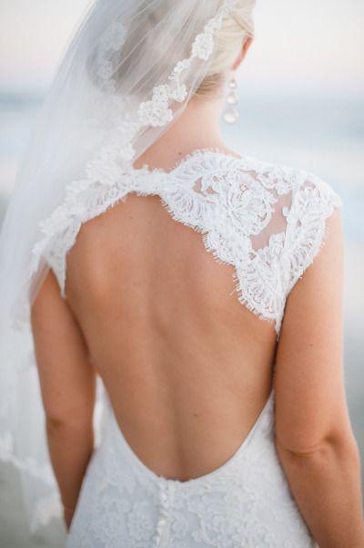 Mariage - Lace Back Dresses