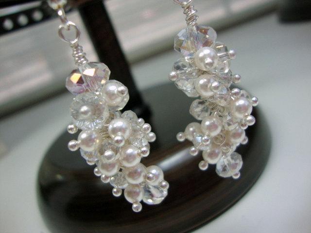زفاف - Tiny Pearl and Crystal Elegant Earrings Bridal Wedding Bridesmaids Earrings