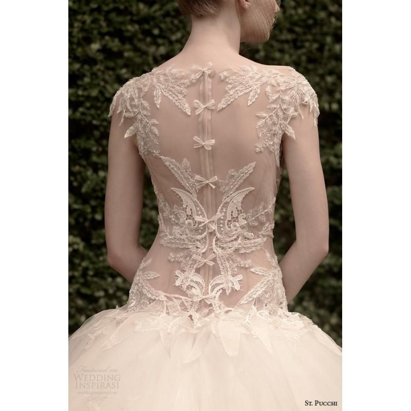 Mariage - Atelier Aimée 
Top 30 Most Popular Wedding Dresses on Wedding Inspirasi in 2014  Style 33 -  Designer Wedding Dresses