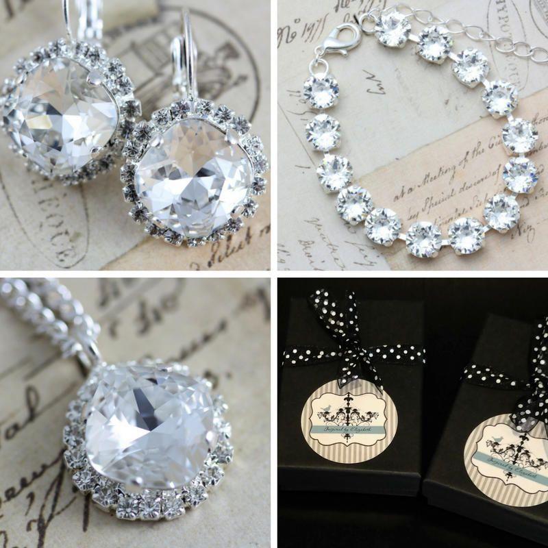 Свадьба - Crystal Jewelry Set Bracelet Necklace Earring Set Swarovski Crystal Mother of Bride Gift Mother Of Groom Gift Also Avail As Clip On Earrings