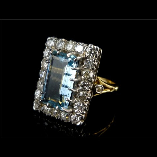 Hochzeit - Antique Engagement Ring - 6CT Aquamarine 18CT & 2.10CT Old Cut Diamond Ring