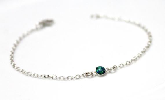 Mariage - Dainty Emerald Green Opal Bracelet, Sterling Silver Tiny Opal Bracelet, Emerald Opal Charm Bracelet, Emerald Bracelet, Charm Bracelet