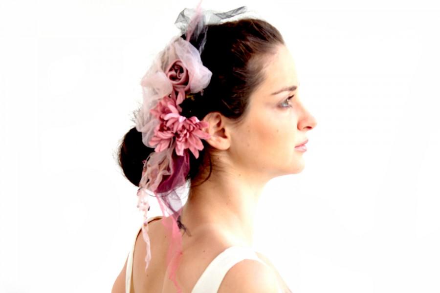 Mariage - Wonderful Dahlia Flower Fascinator – Bridal Perfection or to shine in New Year.!